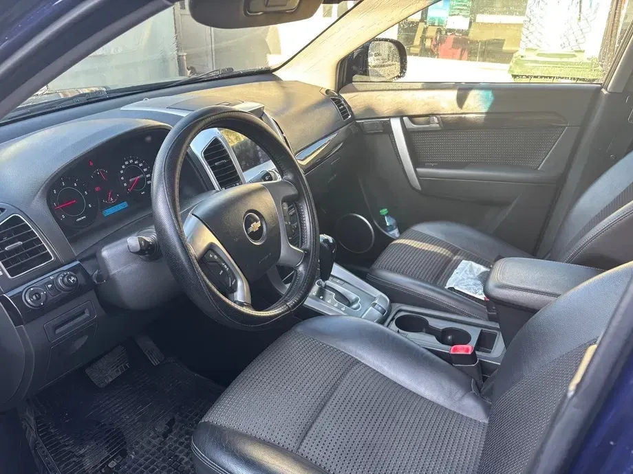 Chevrolet Captiva 2.2D AWD 7 locuri LT Aut. 7 locuri — imagine 6