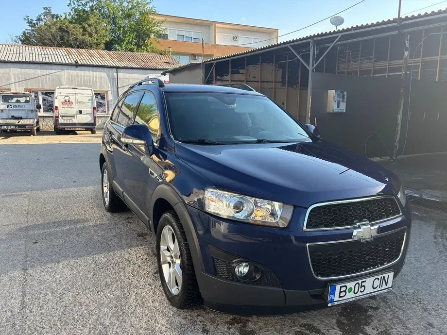 Chevrolet Captiva 2.2D AWD 7 locuri LT Aut. 7 locuri — imagine 2