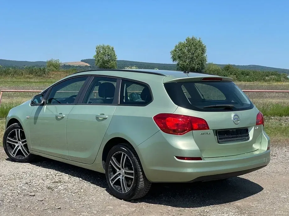 Opel Astra J 1.7 CDTI ECOTEC ECOFlex Start/Stop Active — imagine 4