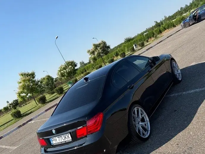 BMW Seria 7 F01/F02
