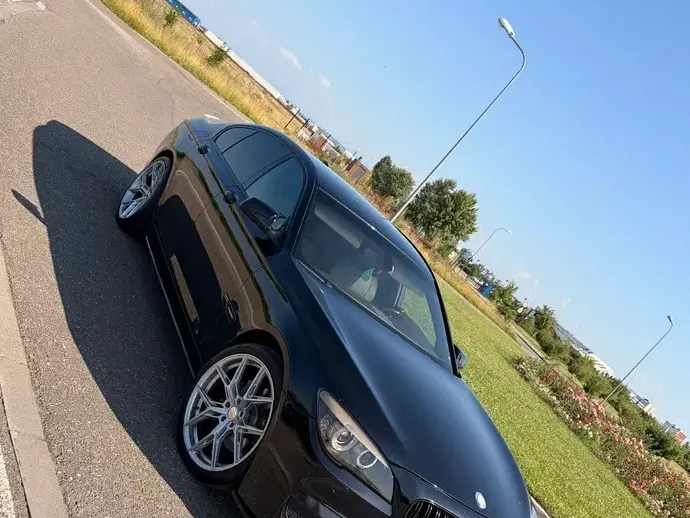BMW Seria 7 F01/F02