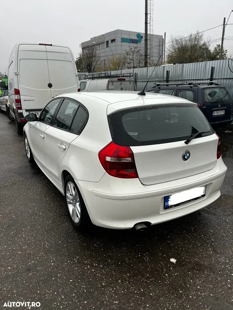 BMW Seria 1 E81/E82/E87/E88 [2004 - 2011] — imagine 4