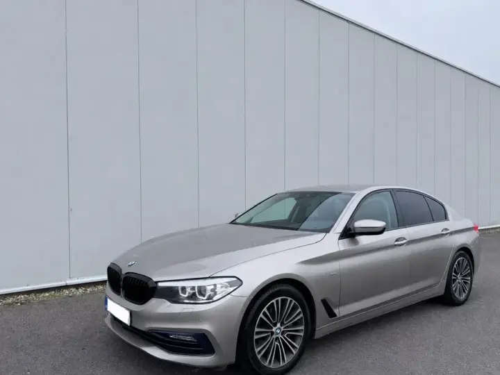 BMW Seria 5 G30/G31 530i Aut. Sport Line