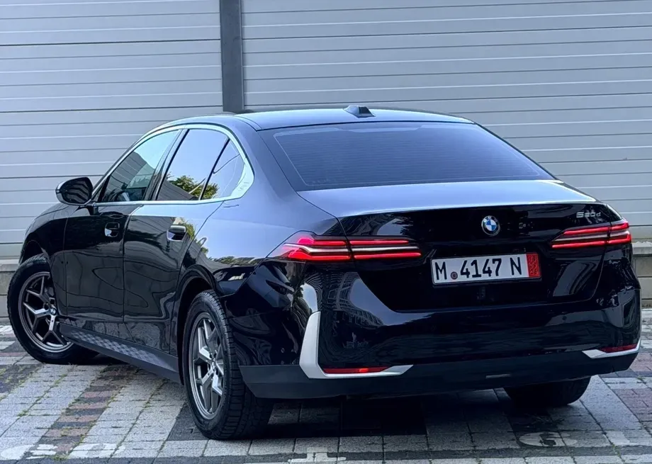 BMW Seria 5 G60/G61 520d AT MHEV — imagine 5