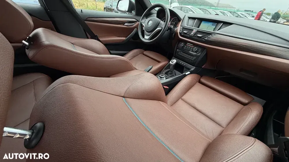BMW X1 xDrive18d xLine — imagine 6