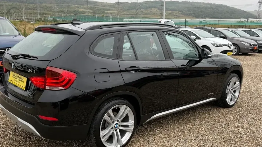 BMW X1 xDrive18d xLine — imagine 3