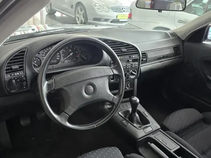 BMW Seria 3 E36