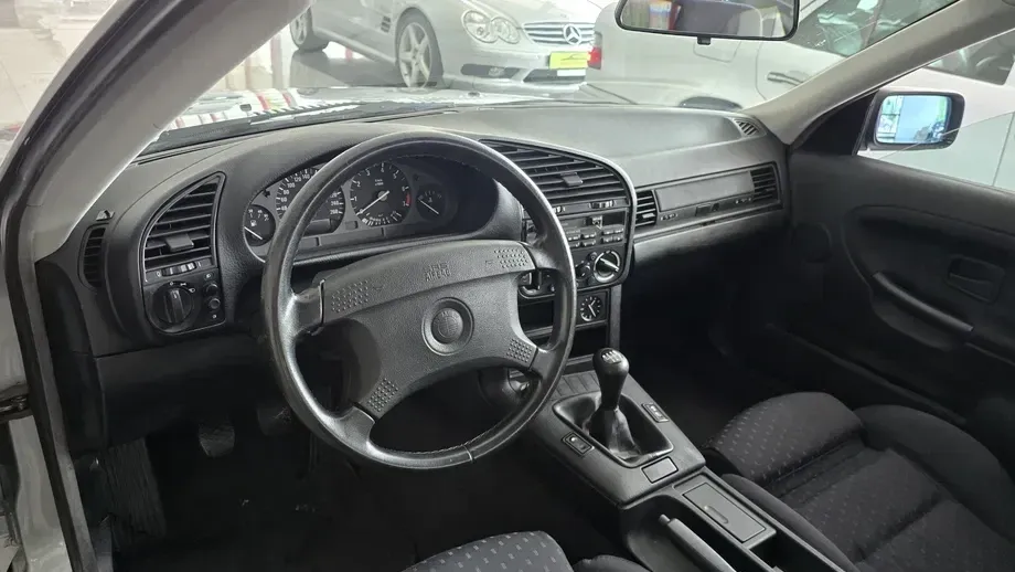 BMW Seria 3 E36 — imagine 2