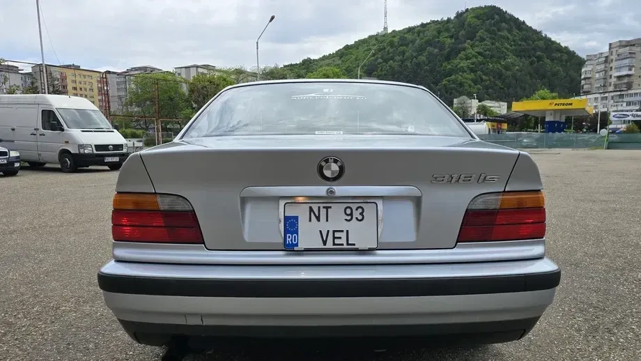 BMW Seria 3 E36 — imagine 3