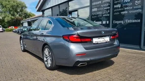 BMW Seria 5 530e Aut. Luxury Line — imagine 2