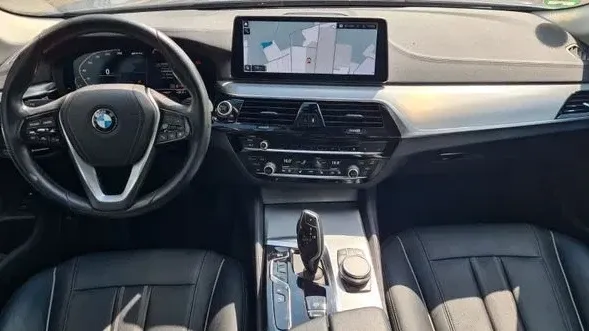 BMW Seria 5 530e Aut. Luxury Line — imagine 5