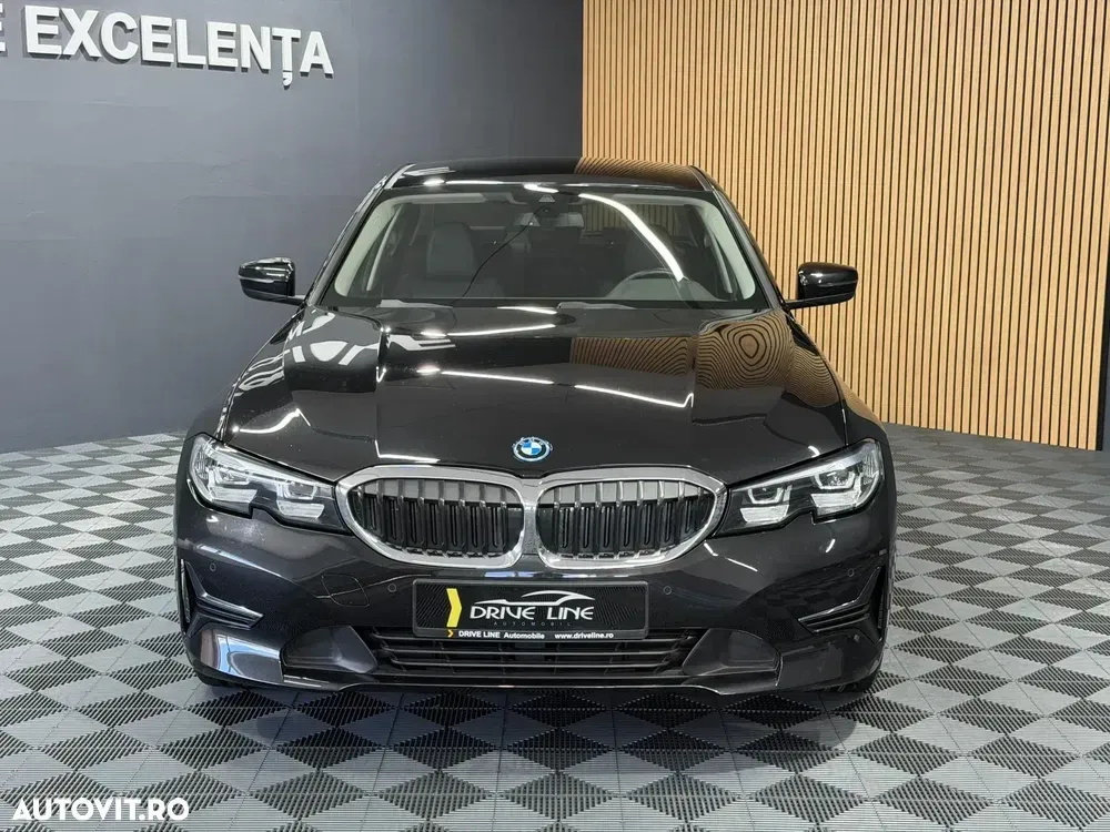 BMW Seria 3 330e AT PHEV — imagine 2