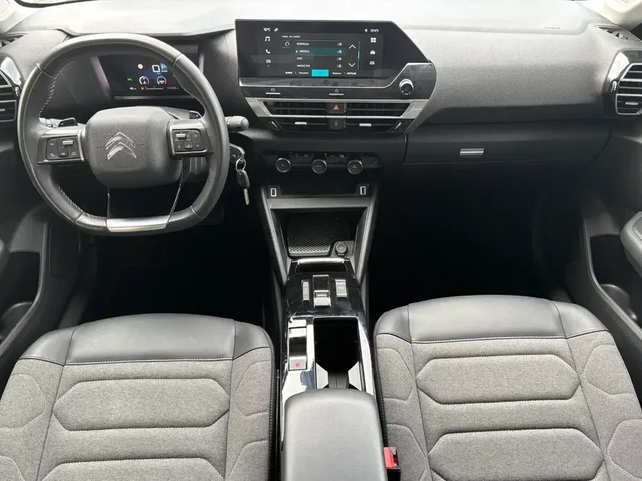 Citroën C4X 1.2 PureTech S&S EAT8 Feel — imagine 4