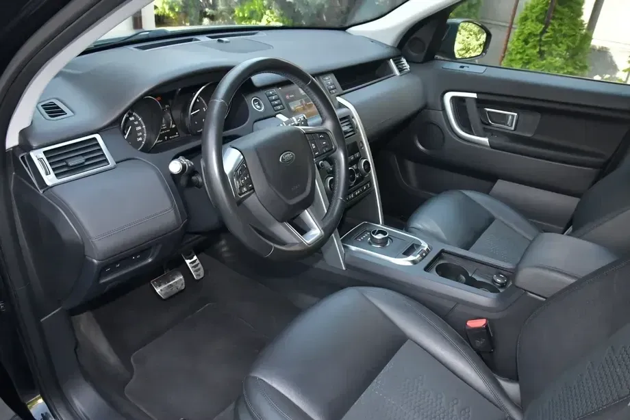 Land Rover Discovery Sport 2.0 D150 MHEV SE — imagine 2