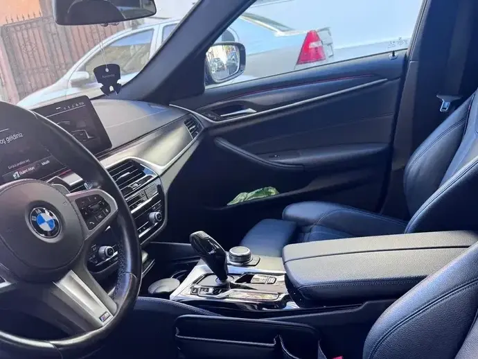 BMW Seria 5 G30/G31 520d xDrive AT MHEV