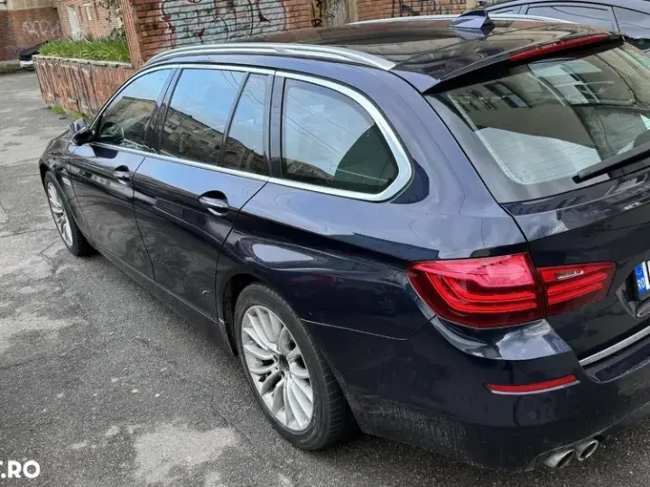 BMW Seria 5 F10/F11/F07 [2010 - 2017] 520d xDrive Aut. Luxury Line