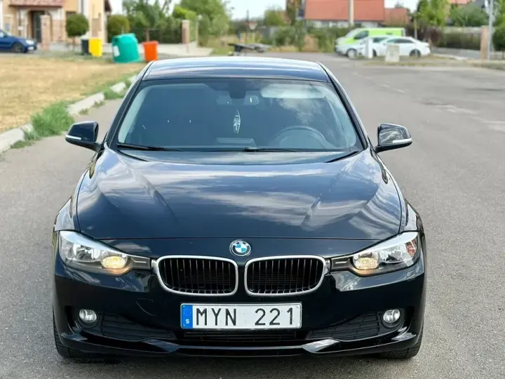 BMW Seria 3 F30/F31/F34 320d xDrive Aut.