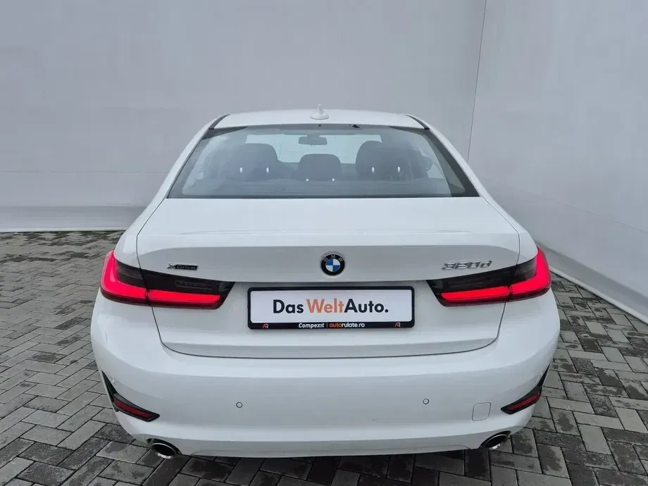 BMW Seria 3 320d xDrive AT MHEV — imagine 4
