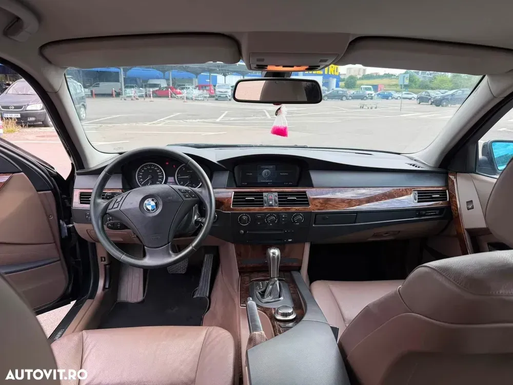 BMW Seria 5 E60/E61 [2003 - 2010] 520d Aut. — imagine 2