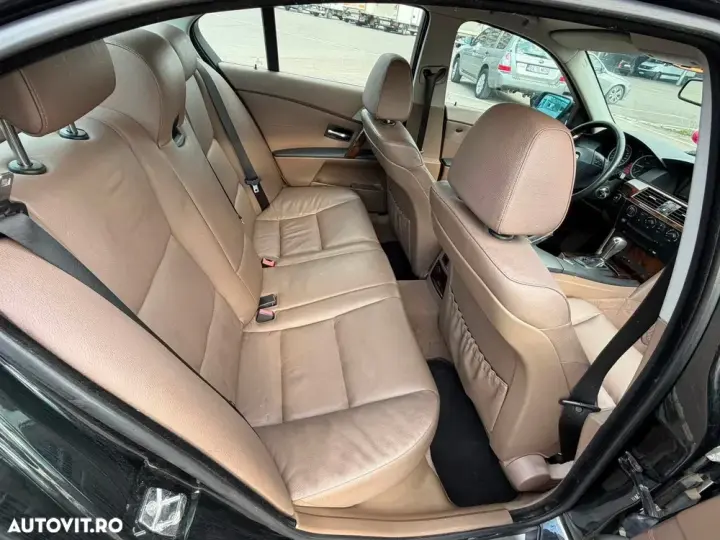 BMW Seria 5 E60/E61 [2003 - 2010] 520d Aut.