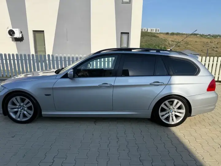 BMW Seria 3 E90/E91/E92/E93 320d