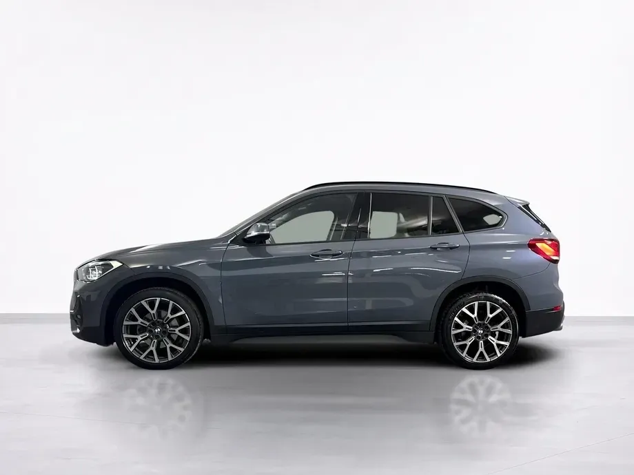 BMW X1 xDrive18d Aut. — imagine 2