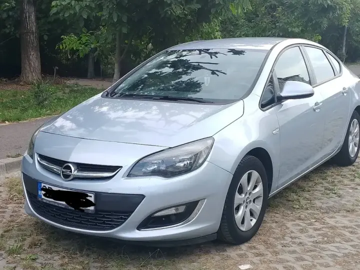 Opel Astra J 1.4 Turbo ECOTEC Drive