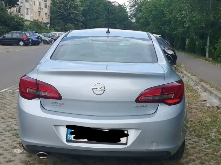 Opel Astra J 1.4 Turbo ECOTEC Drive
