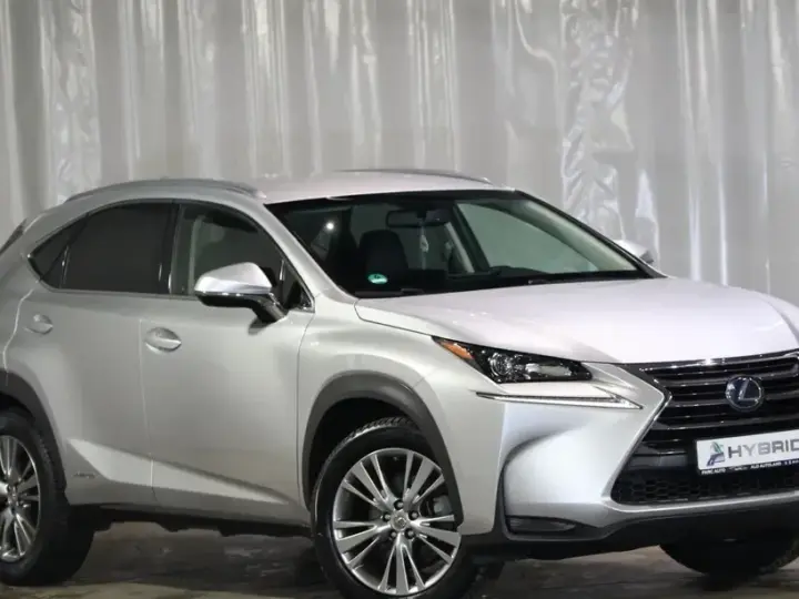 Lexus NX I 300h