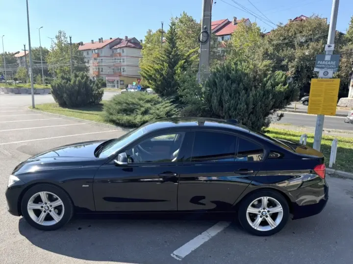 BMW Seria 3 F30 320d