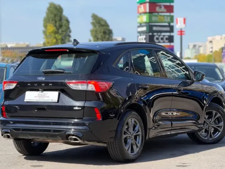 Ford Kuga 2.5 Duratec FHEV AWD ST Line