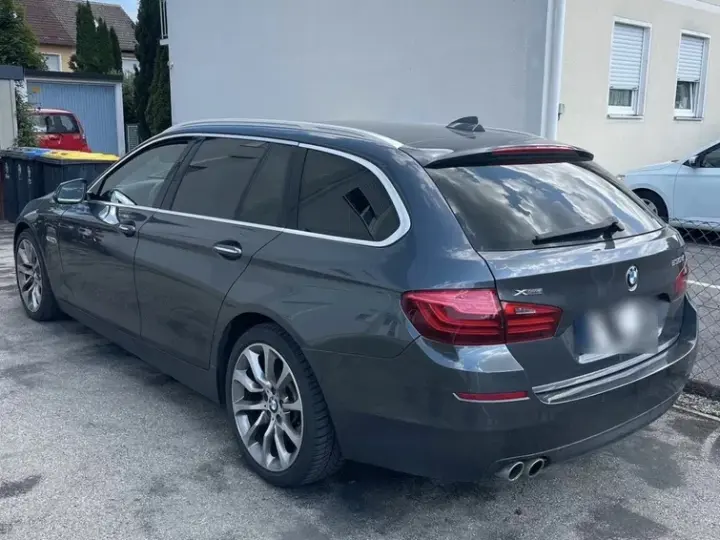 BMW Seria 5 F10/F11/F07 [2010 - 2017] 530d xDrive Sport-Aut. Luxury Line