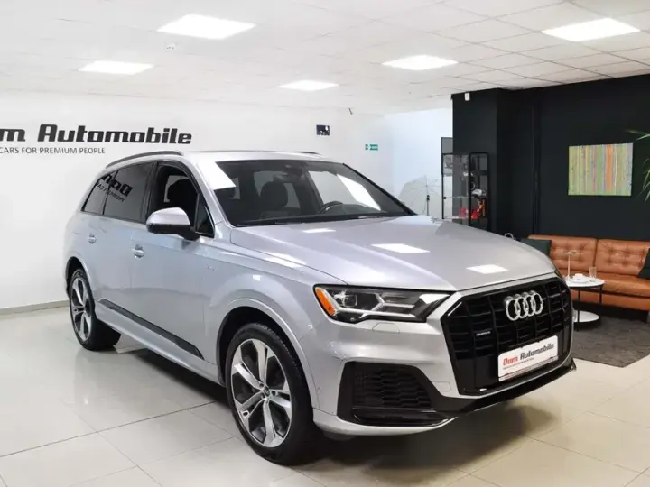 Audi Q7 4M