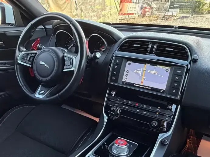 Jaguar XE 20d Aut. R-Sport Ingenium Edition