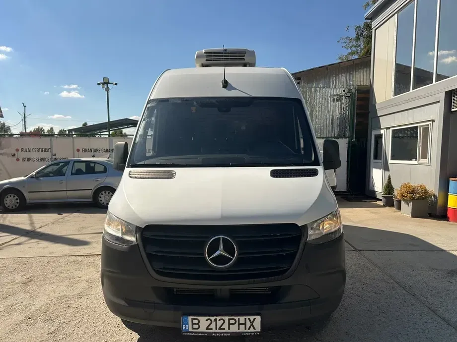 Mercedes-Benz Sprinter — imagine 2
