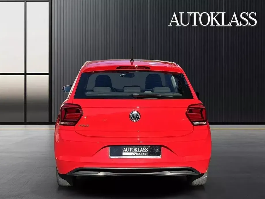 Volkswagen Polo VI 1.0 TSI DSG Comfortline — imagine 4