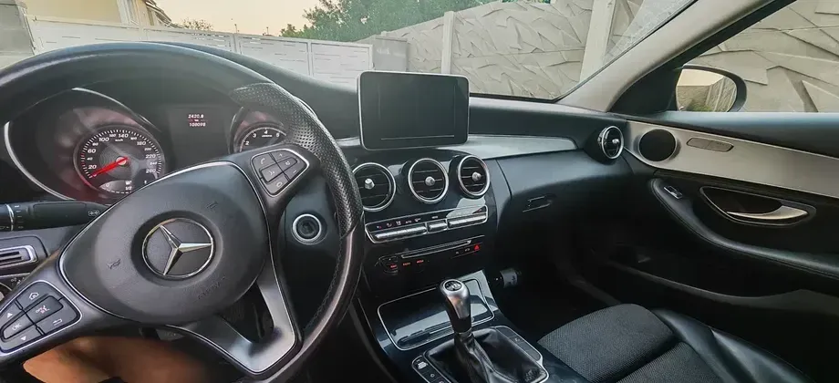 Mercedes-Benz C W204 180 — imagine 2