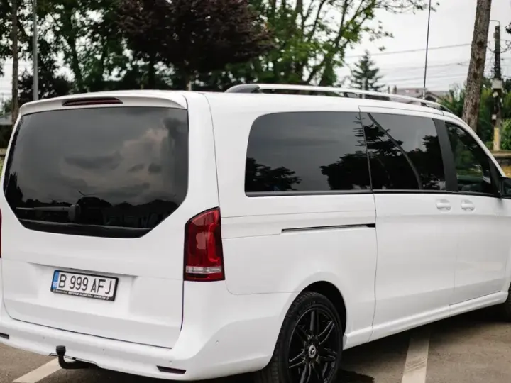 Mercedes-Benz V 300 d Combi Extra-lung 237 CP AWD 9AT