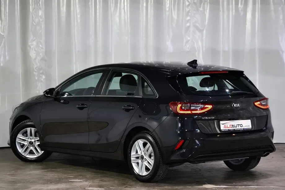 Kia Cee`d III 1.0 T-GDI 120 OPF Edition 7 — imagine 4