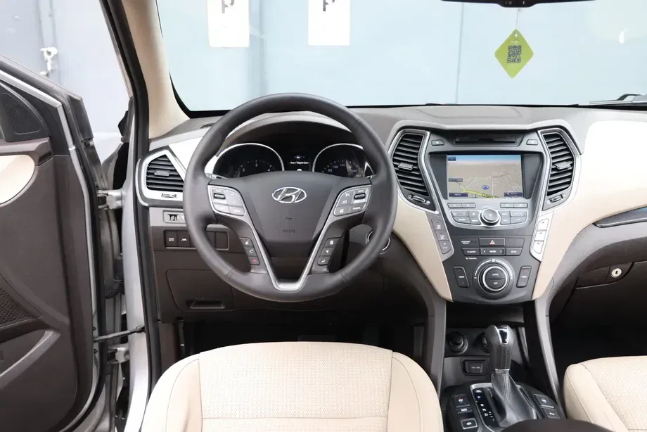 Hyundai Santa Fe 2.2 CRDi 4WD Automatik Premium — imagine 5