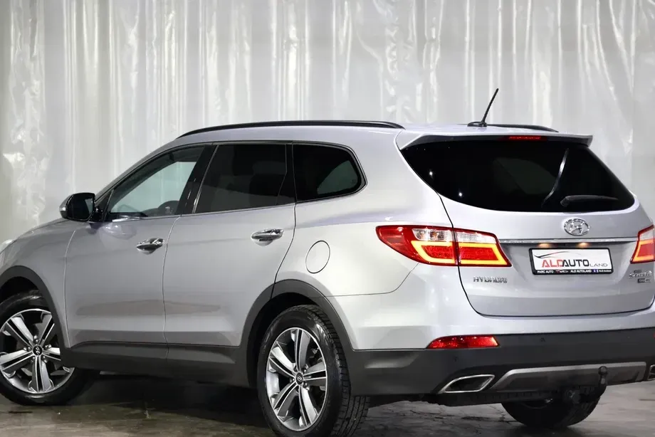 Hyundai Santa Fe 2.2 CRDi 4WD Automatik Premium — imagine 4
