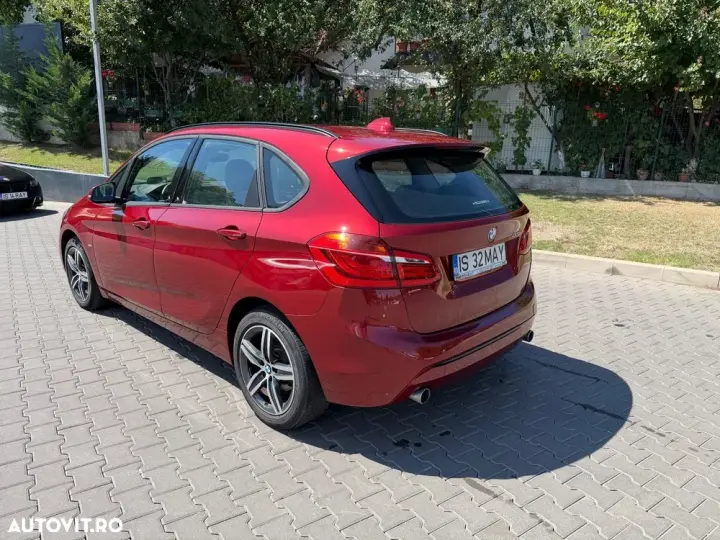 BMW Seria 2 220d Sport-Aut. Sport Line