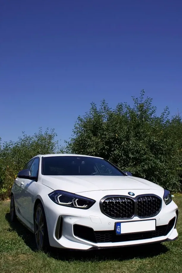 BMW M1 M135i xDrive AT — imagine 3