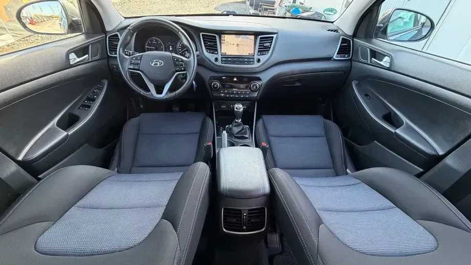 Hyundai Tucson blue 1.7 CRDi 2WD Style — imagine 6