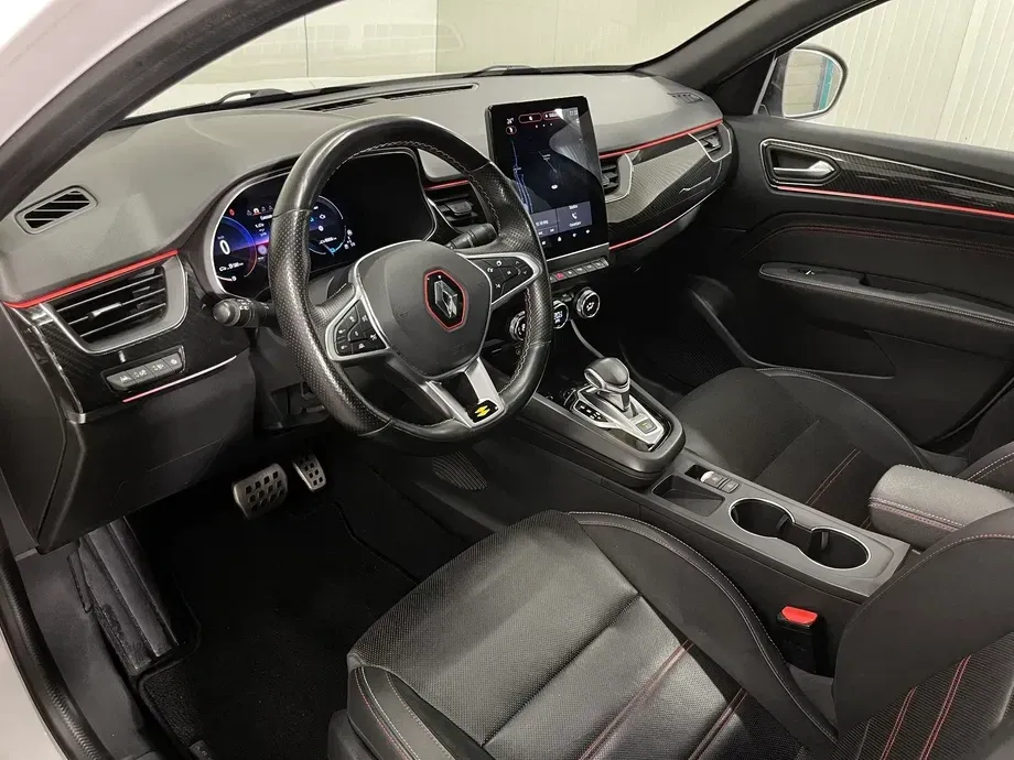 Renault Arkana E-TECH RS Line — imagine 5