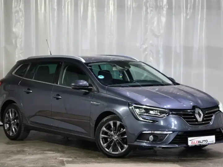 Renault Mégane IV ENERGY dCi 110 Start & Stop Bose Edition