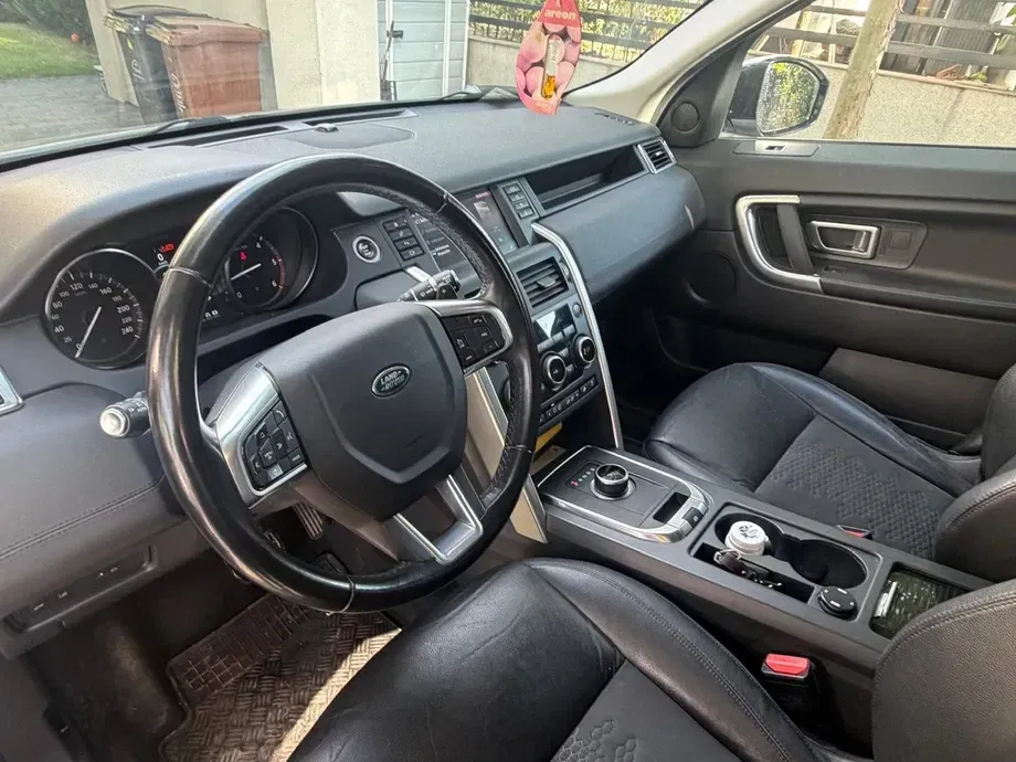 Land Rover Discovery Sport — imagine 3