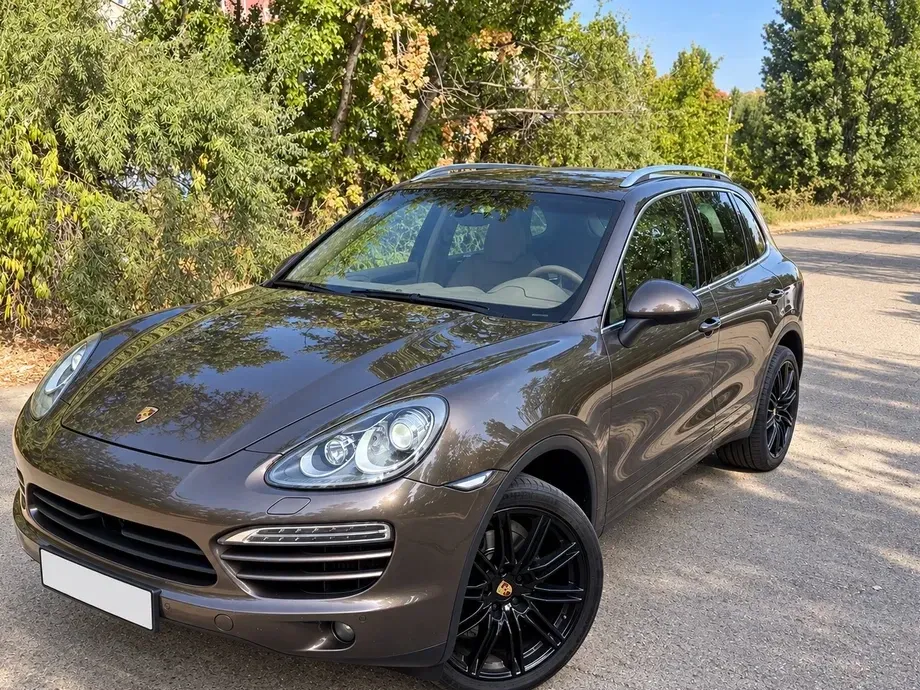 Porsche Cayenne — imagine 2