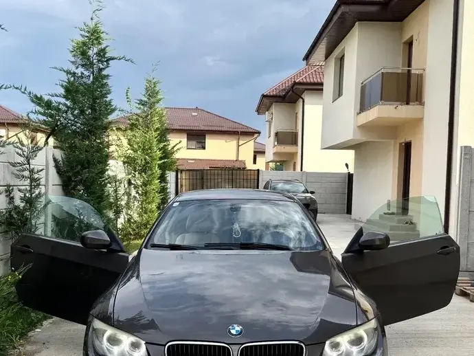 BMW Seria 3 E90/E91/E92/E93 320d