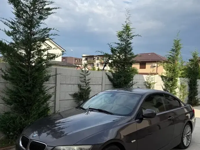 BMW Seria 3 E90/E91/E92/E93 320d